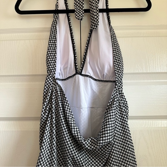 Black and White Halter Neck Swim Dress - Picture 4 of 7
